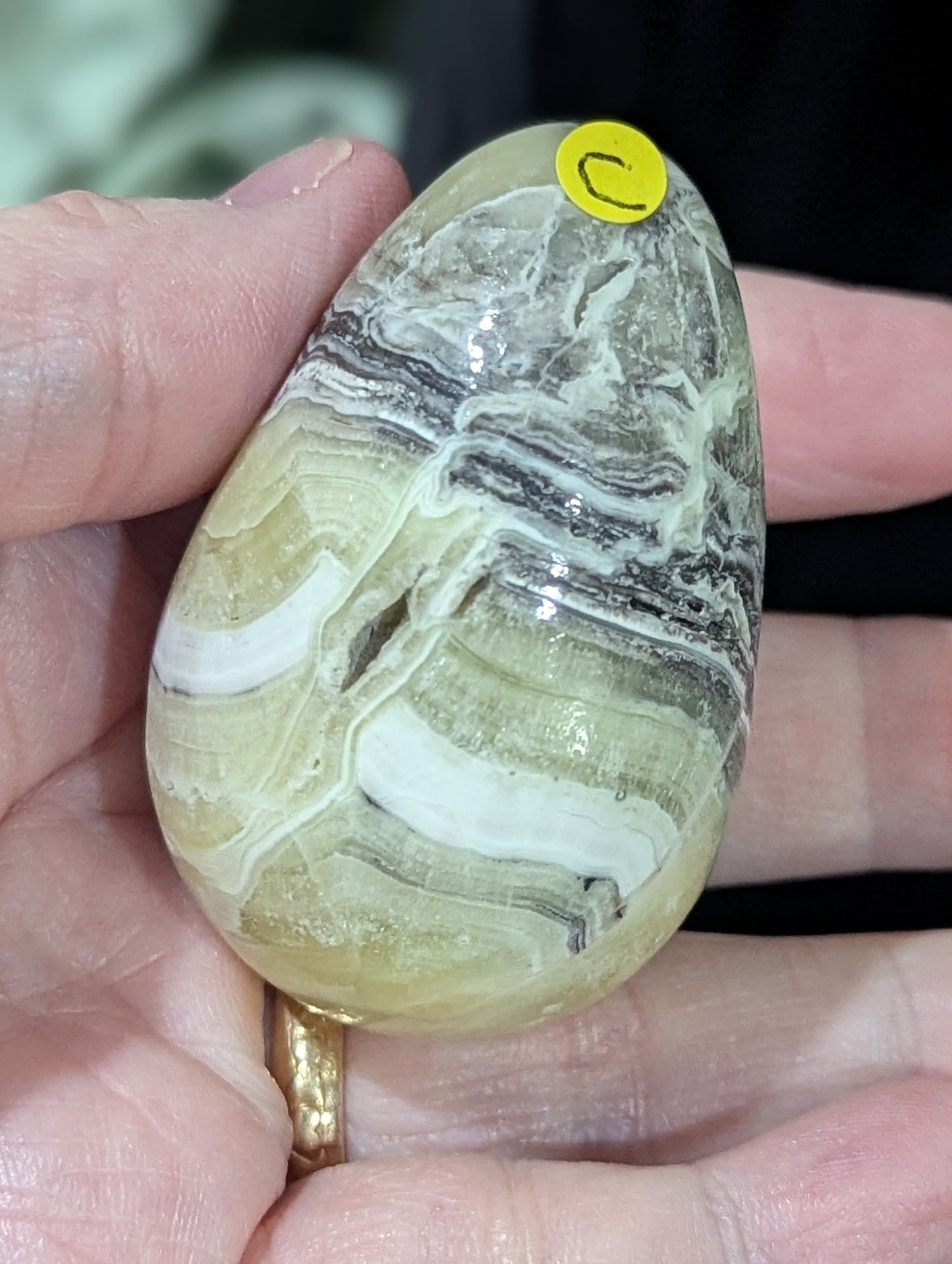 Brucite Egg