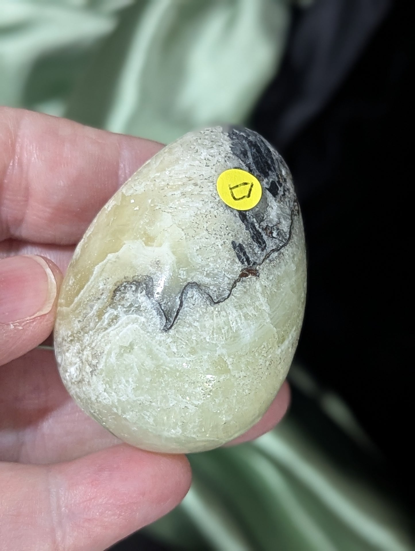 Brucite Egg