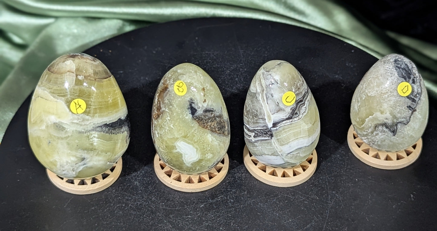Brucite Eggs