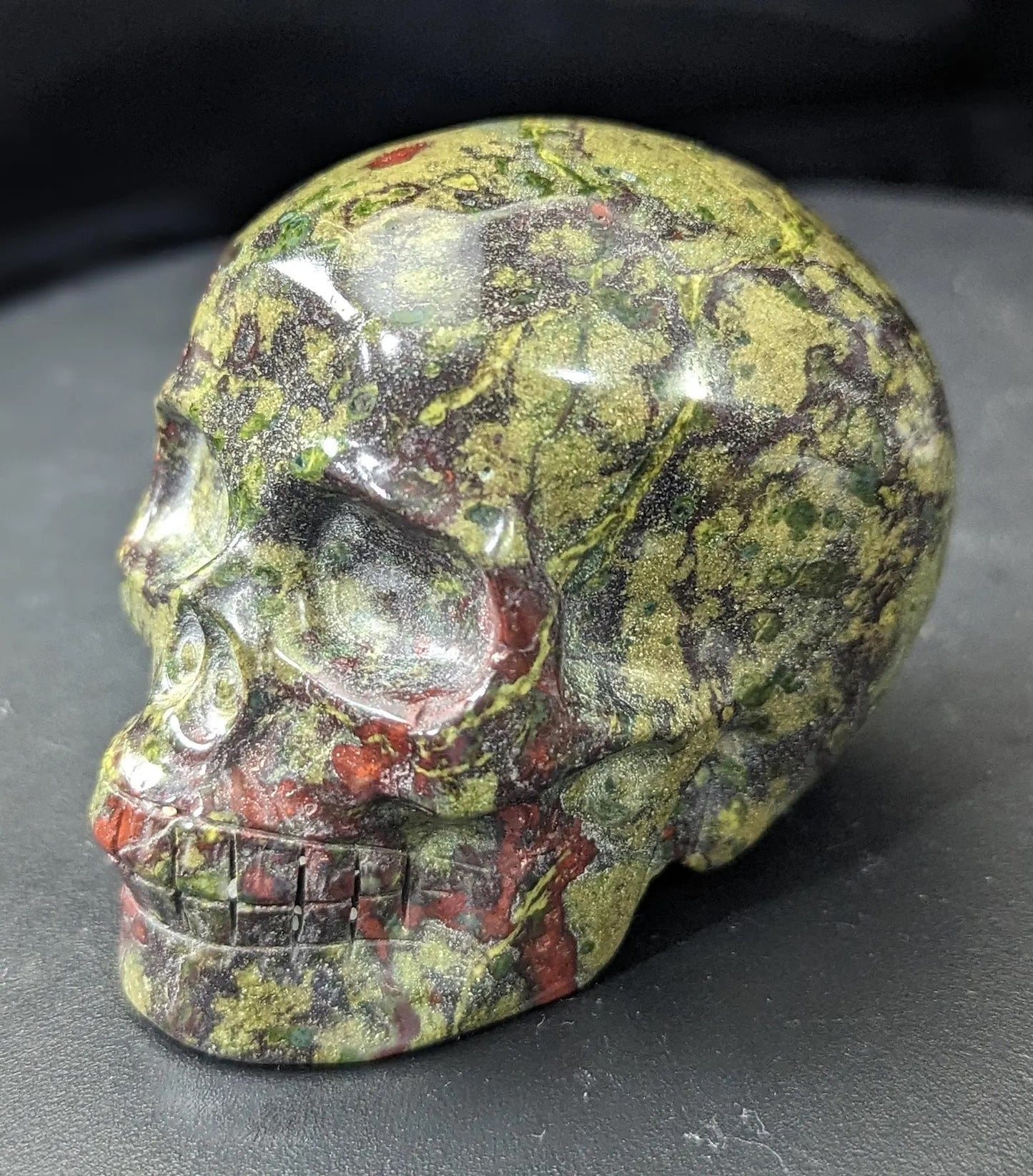 Dragon Bloodstone Skull