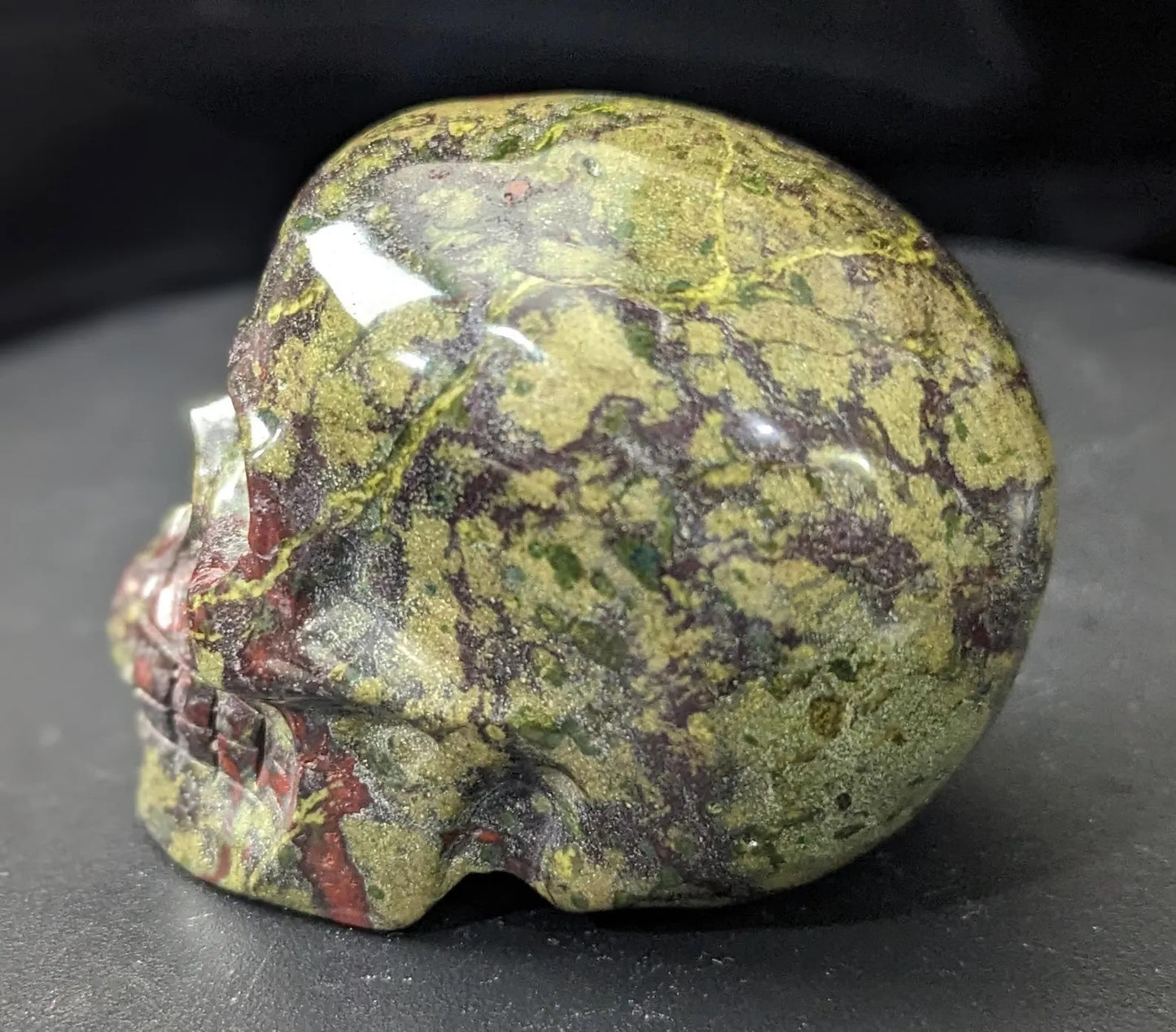 Dragon Bloodstone Skull