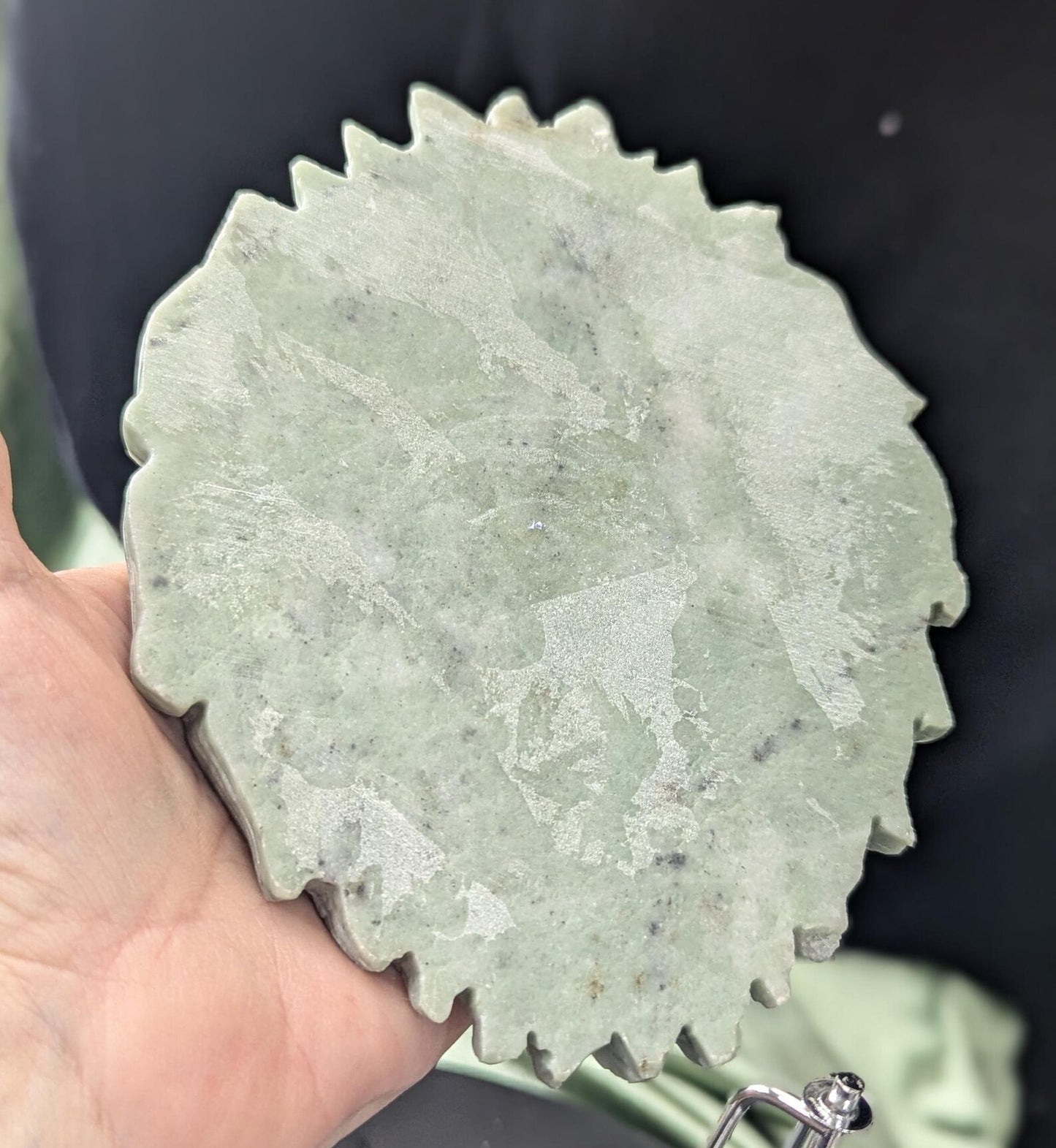 Green Jade Lion Head Carving