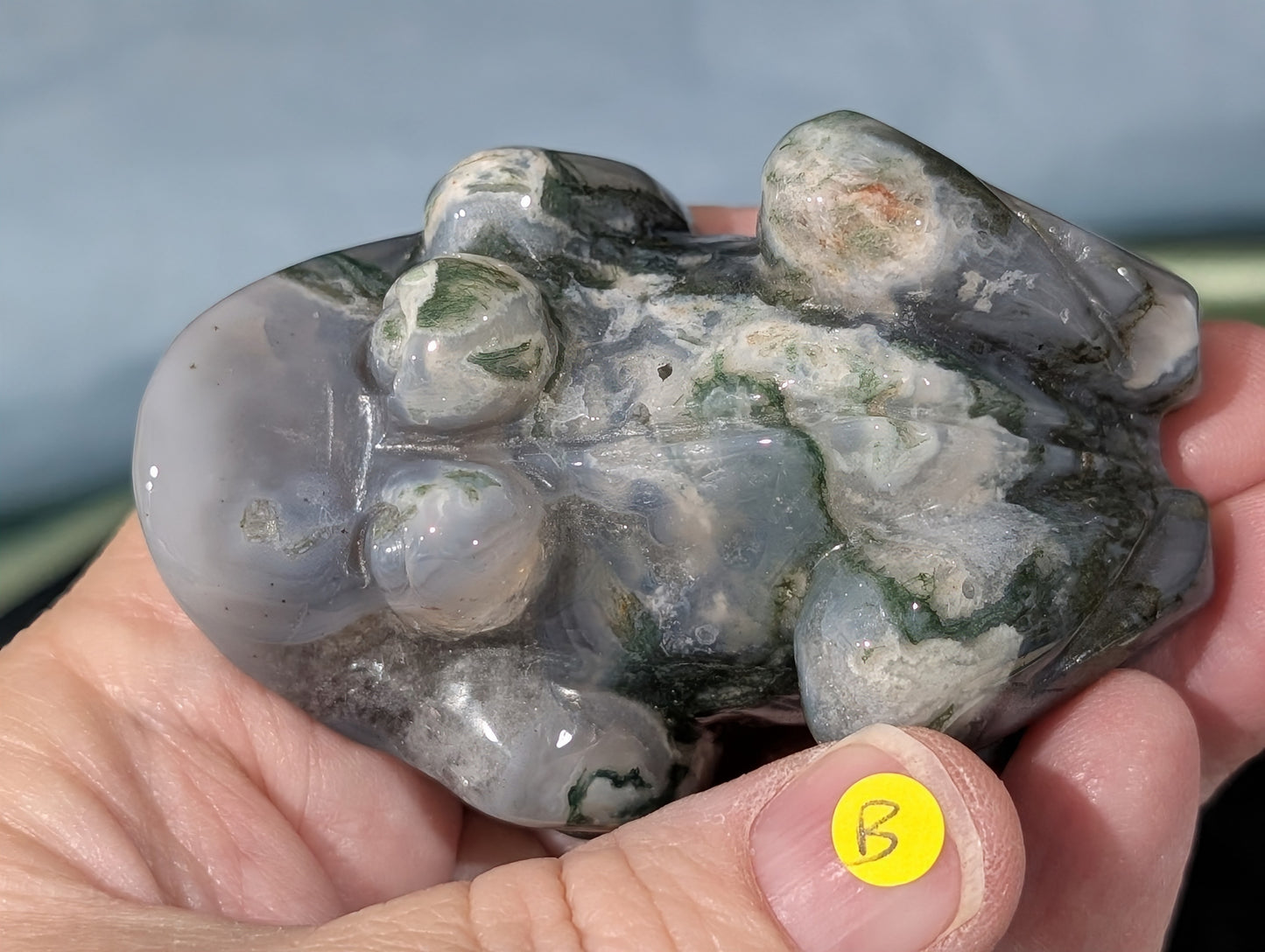 Hand Carved Moss Agate Frog Figurine 1B9