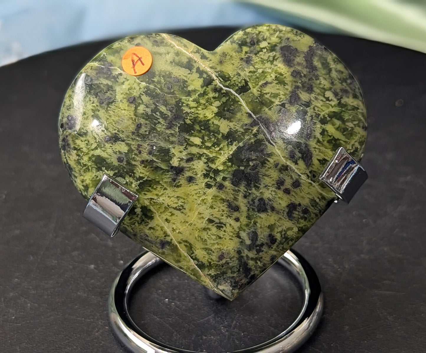 Spotted Serpentine Heart