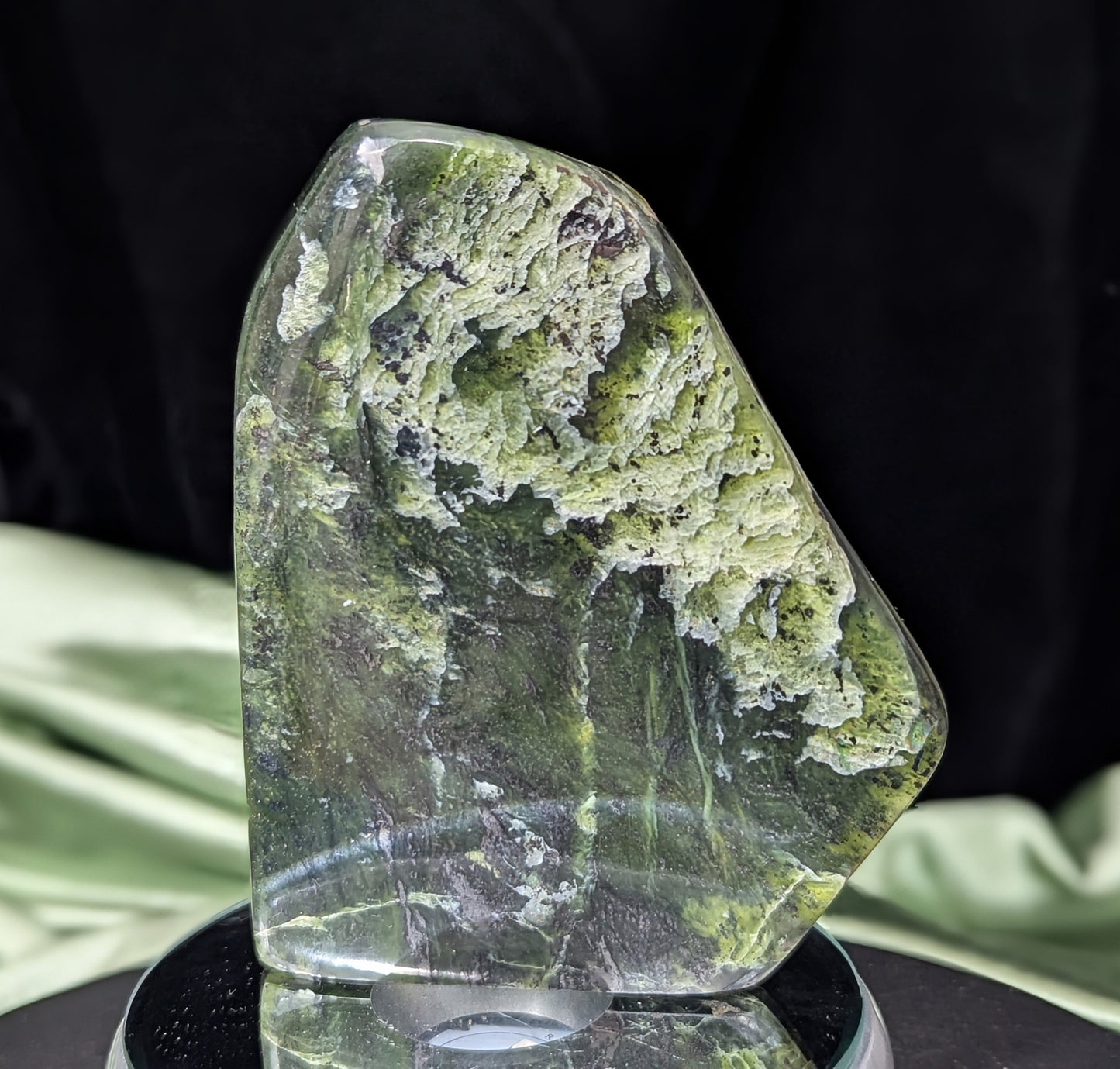 Translucent Serpentine Freeform