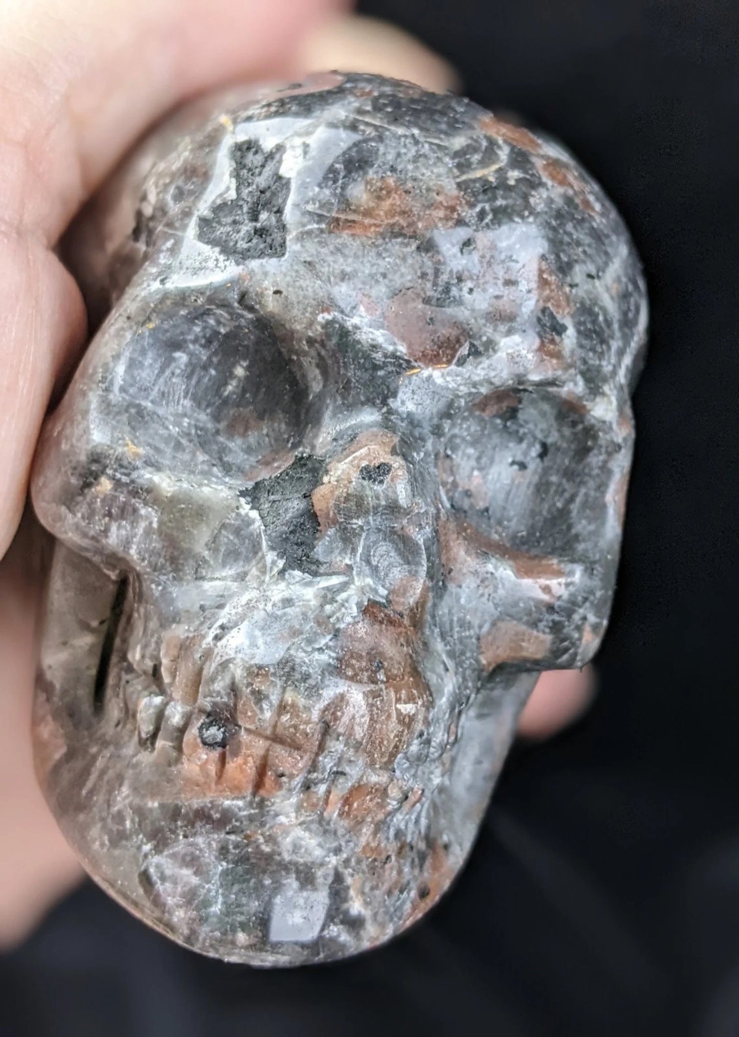 Hand Carved Yooperlite Skull ~ Glowing Crystal Skull