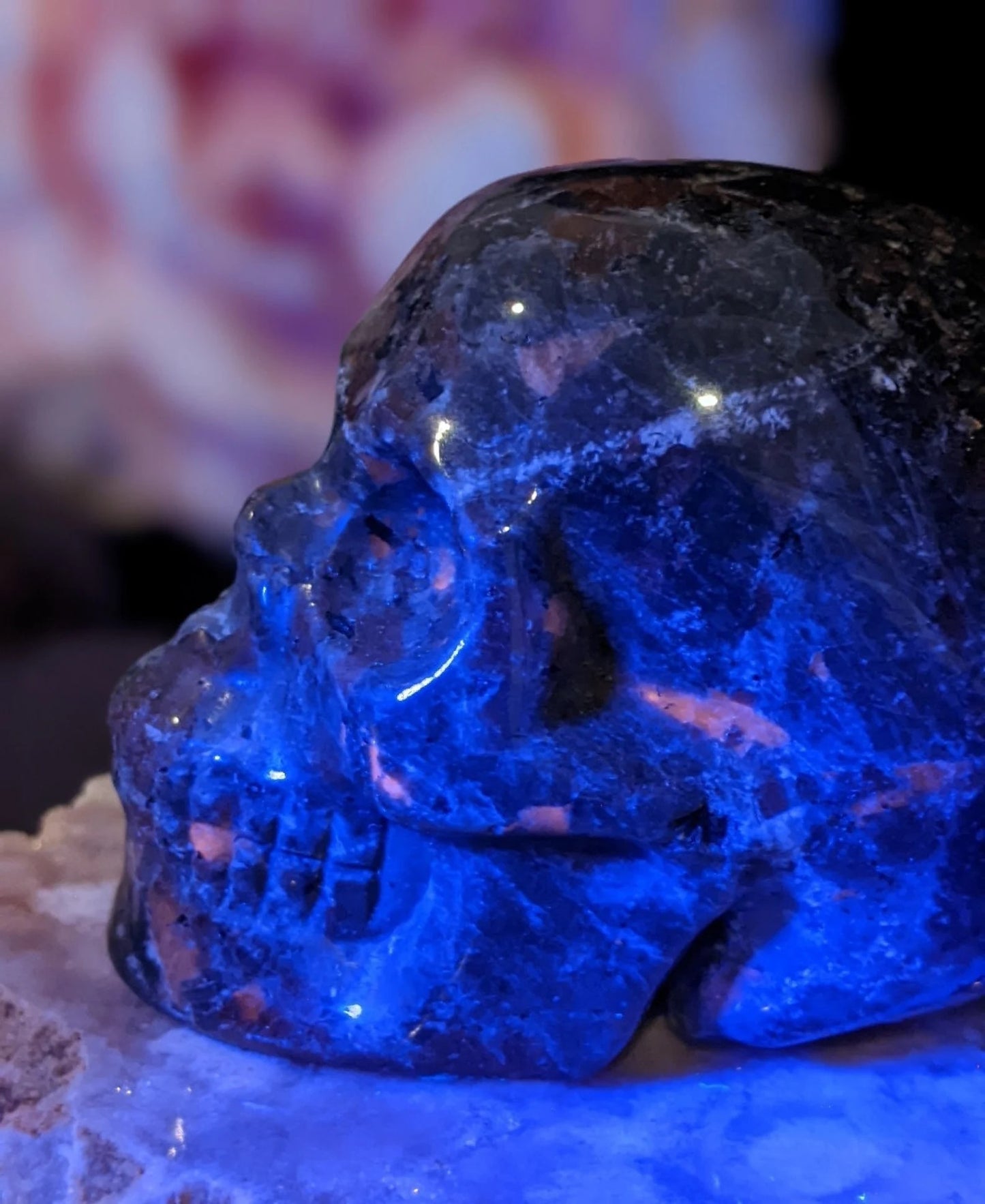 Hand Carved Yooperlite Skull ~ Glowing Crystal Skull