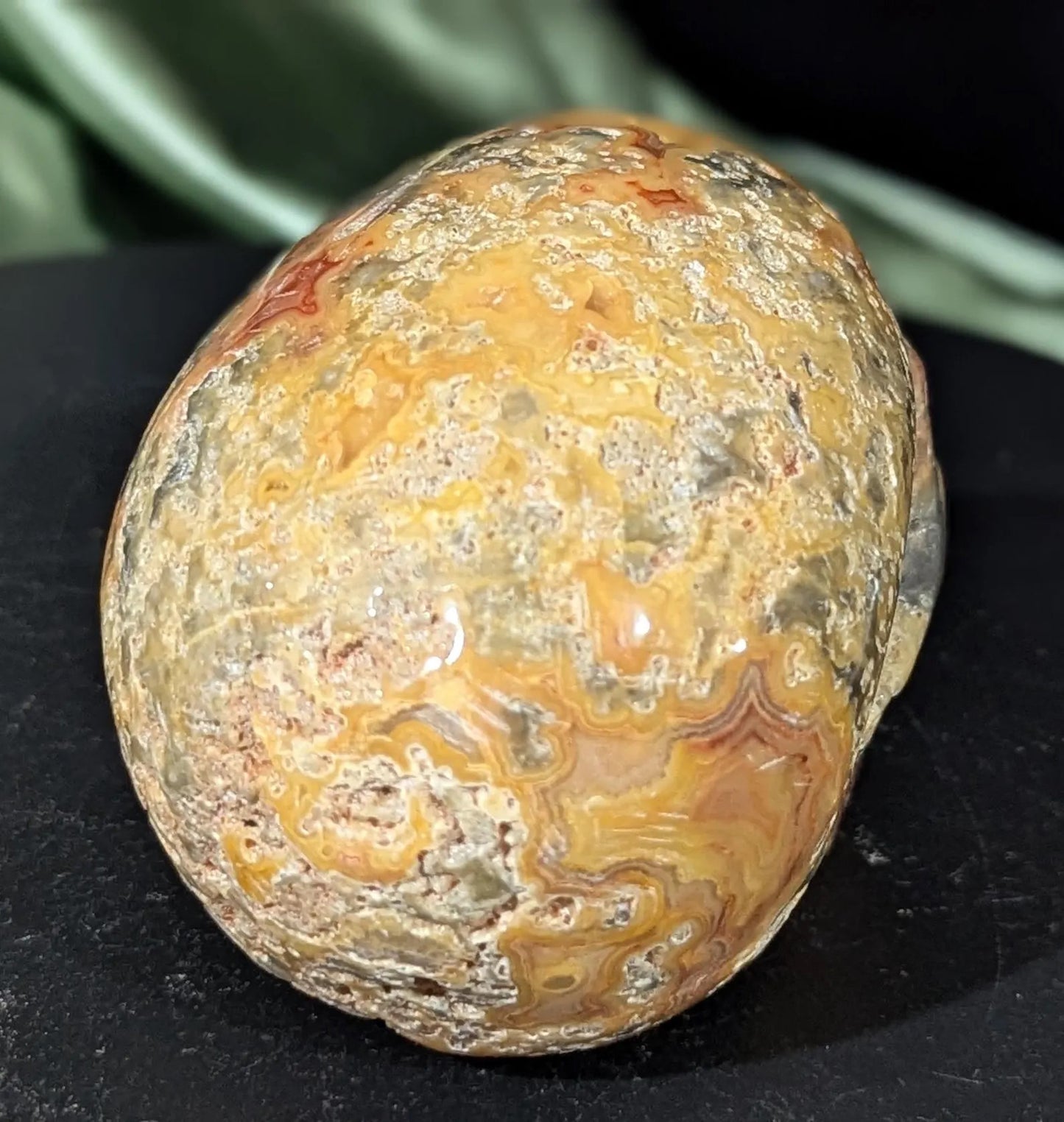 Crazy Lace Agate Skull