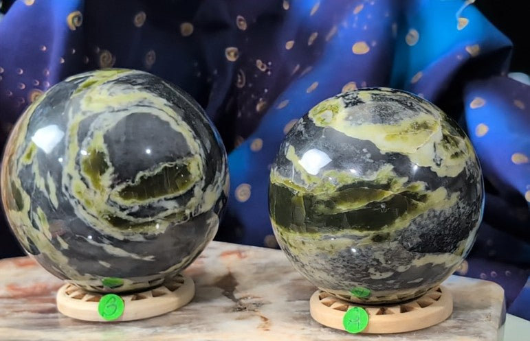 Amazing Green Serpentine Spheres