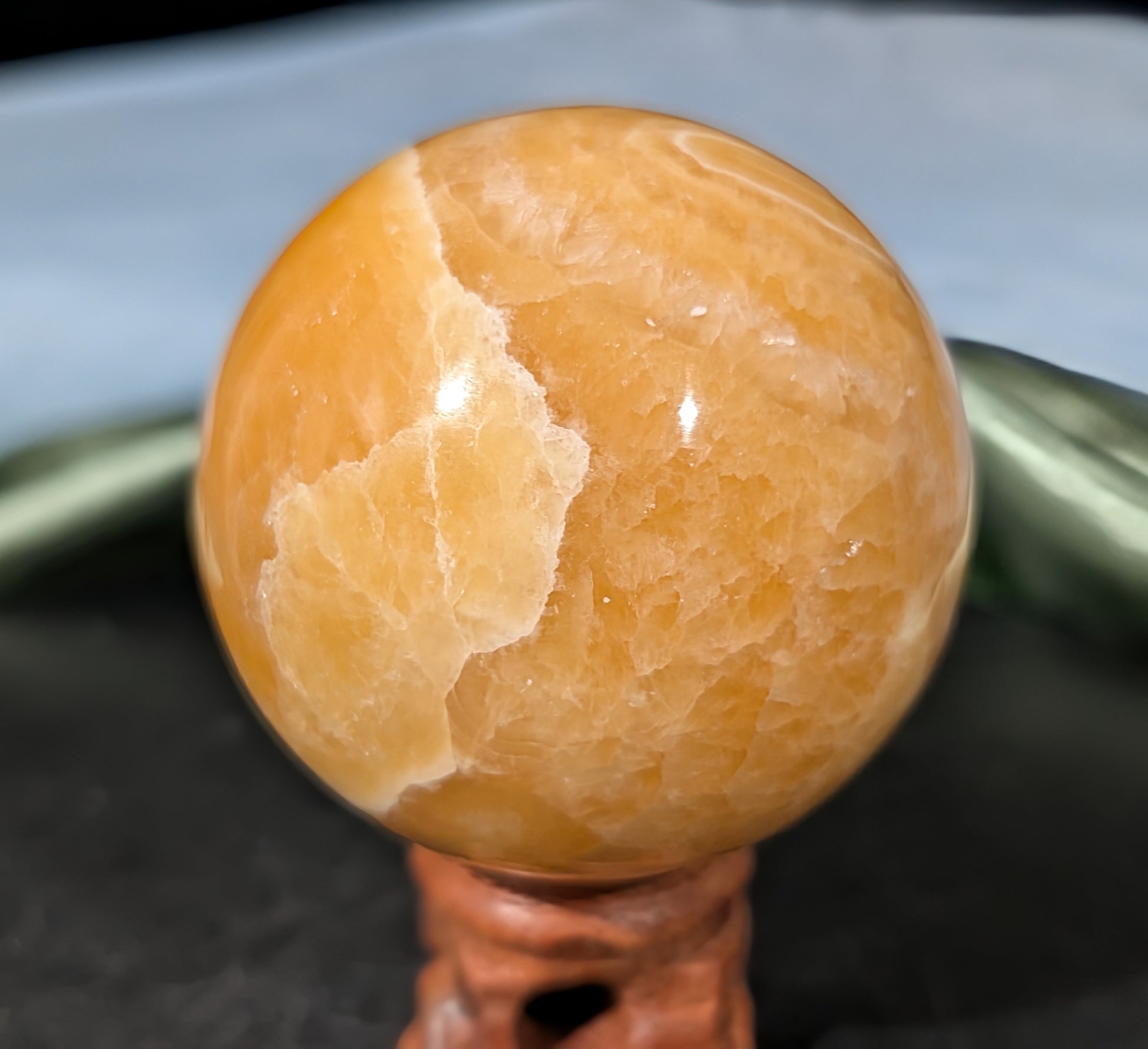Banded Orange Calcite Sphere 2D