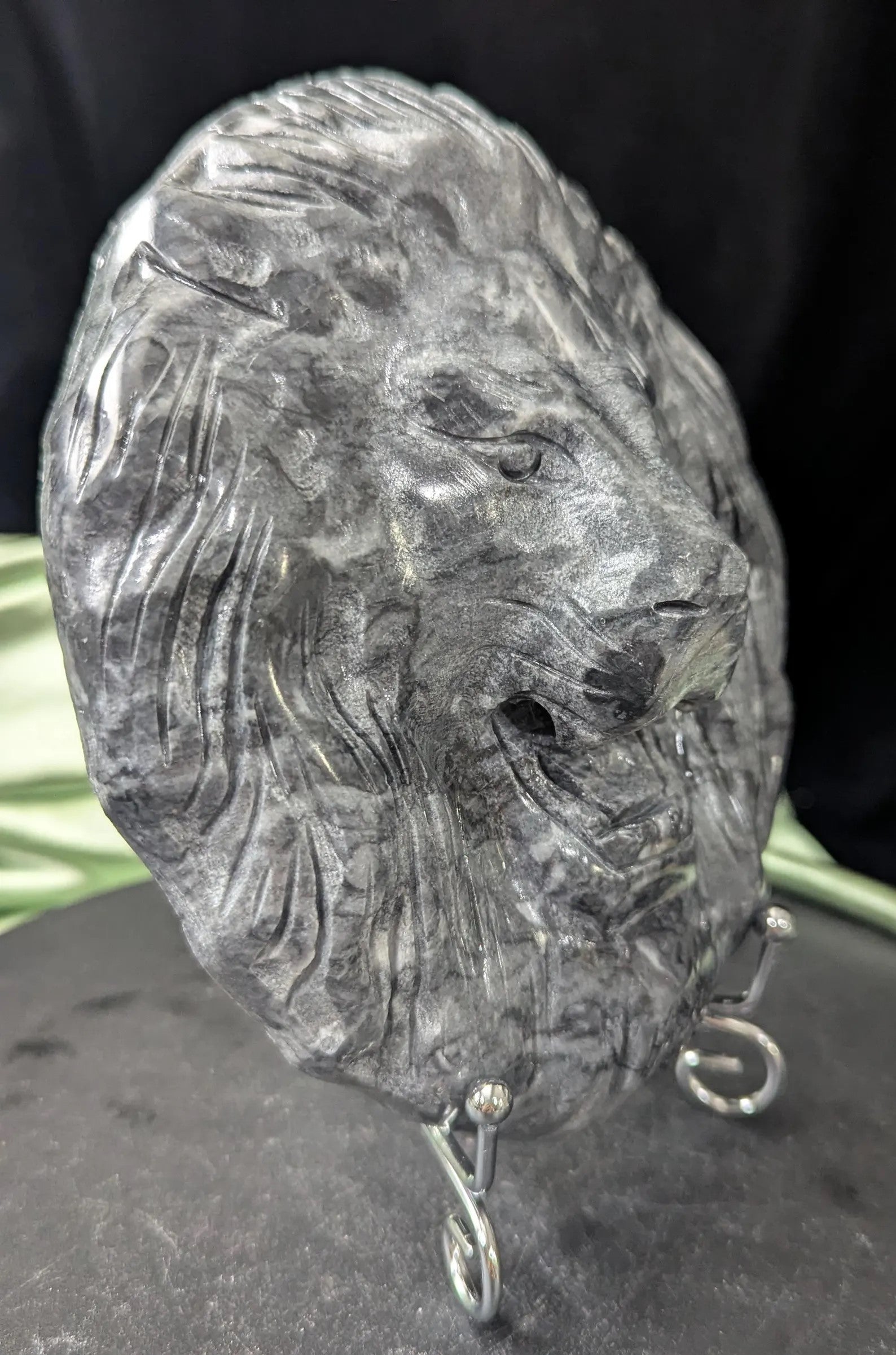Black Jade Lion Head Carving 2F