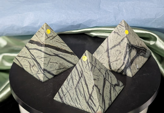 Black Line Serpentine Pyramids