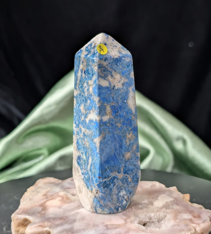 Blue Hackmanite Tower