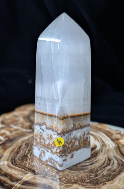 Clear Silky White Banded Calcite Tower