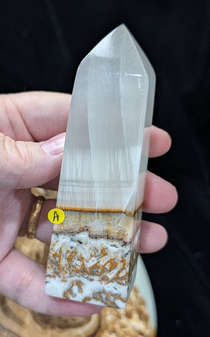 Clear Silky White Banded Calcite Tower