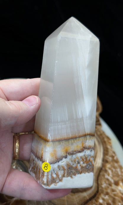 Clear Silky White Banded Calcite Tower