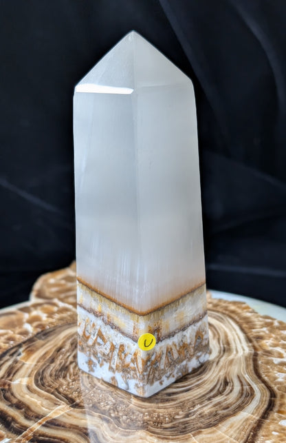 Clear Silky White Banded Calcite Tower