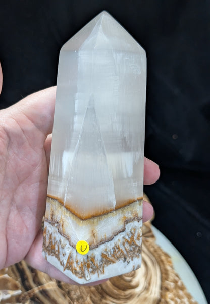 Clear Silky White Banded Calcite Tower
