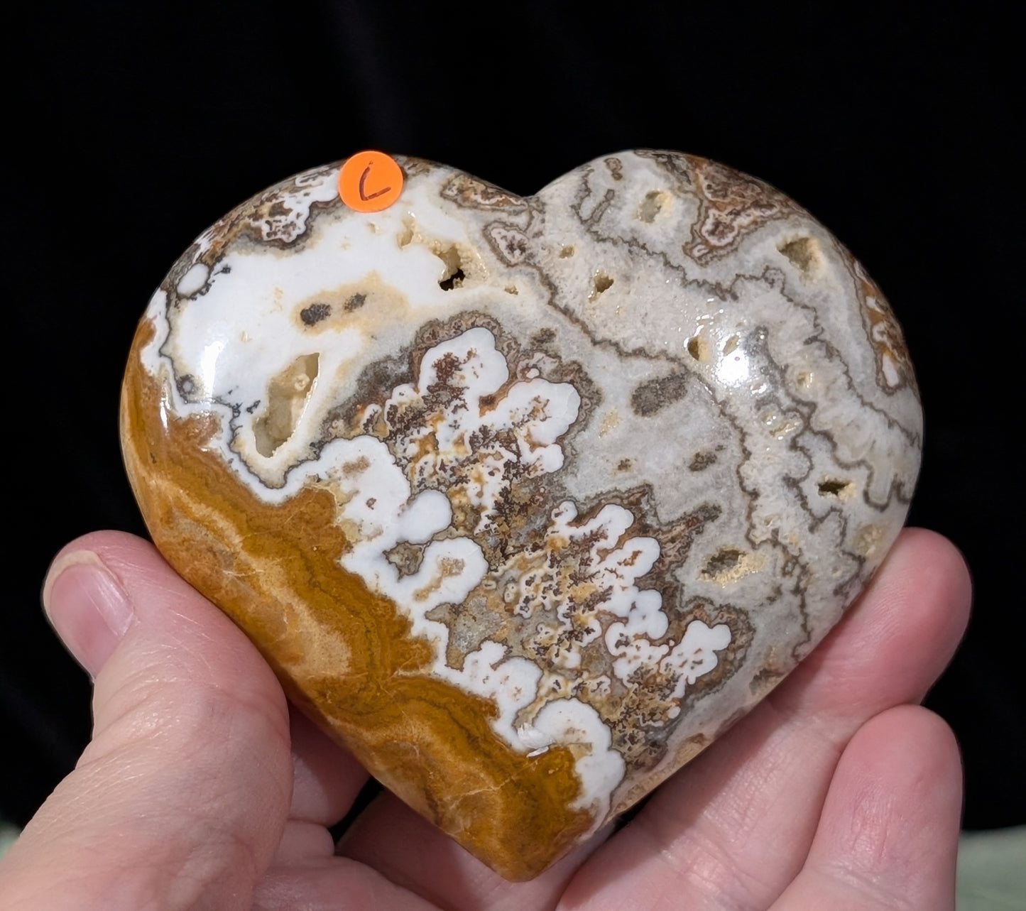 Dendritic Calcite Heart 1C3