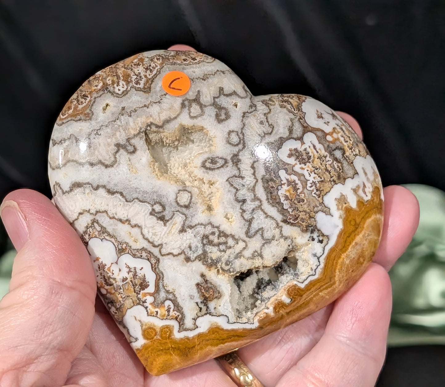 Dendritic Calcite Heart 1C4