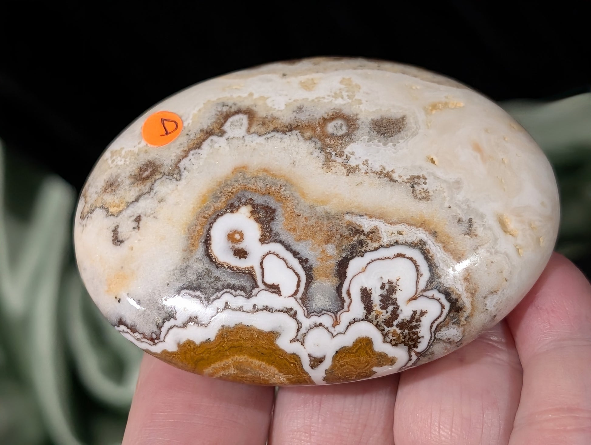 Dendritic Calcite Palm Stone 1D3