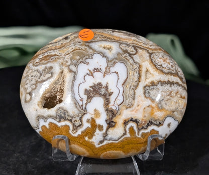 Dendritic Calcite Palm Stone 1E1