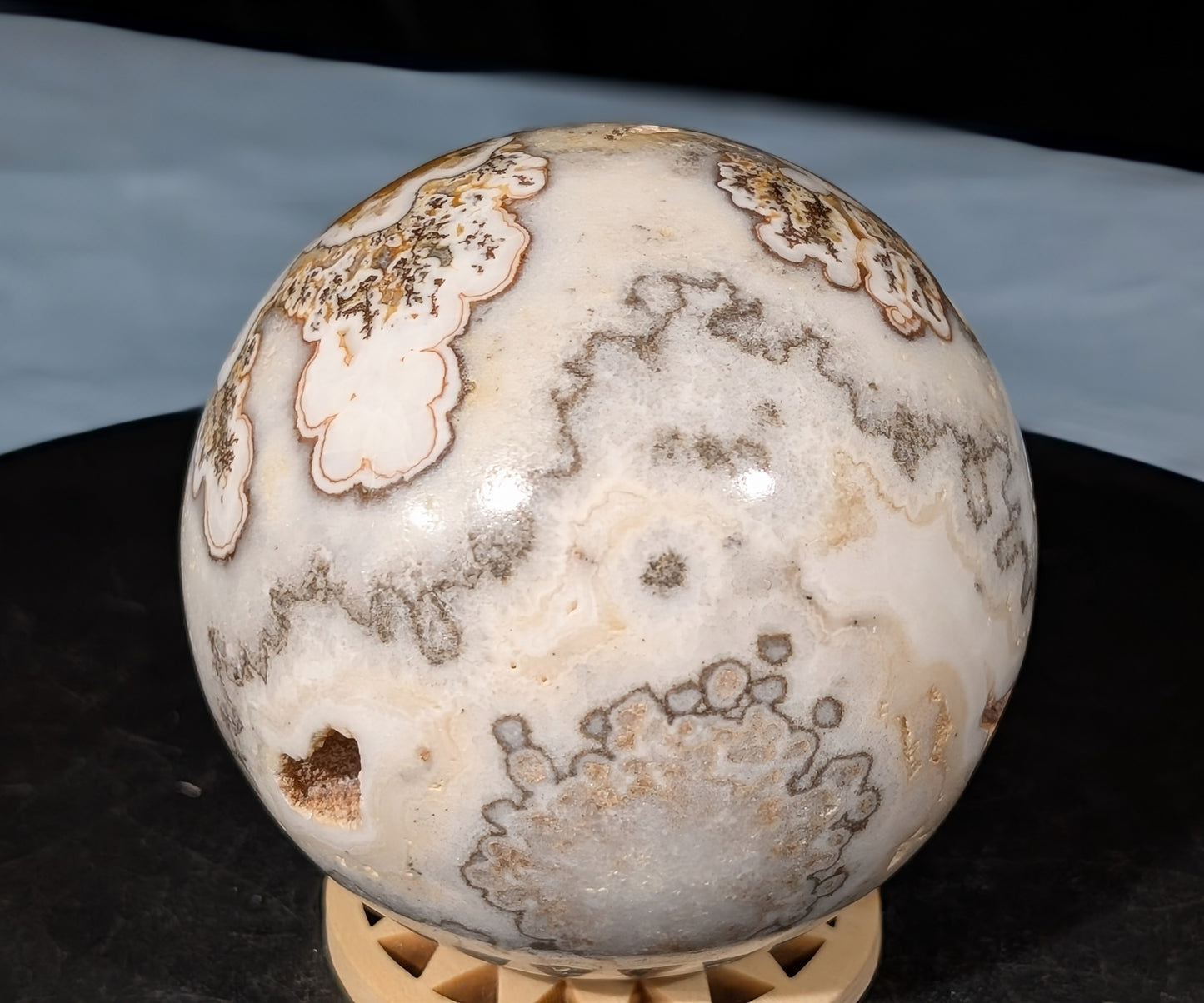 Dendritic Calcite Sphere