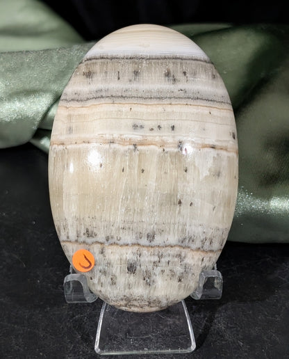 Dendritic Honey Calcite Palm
