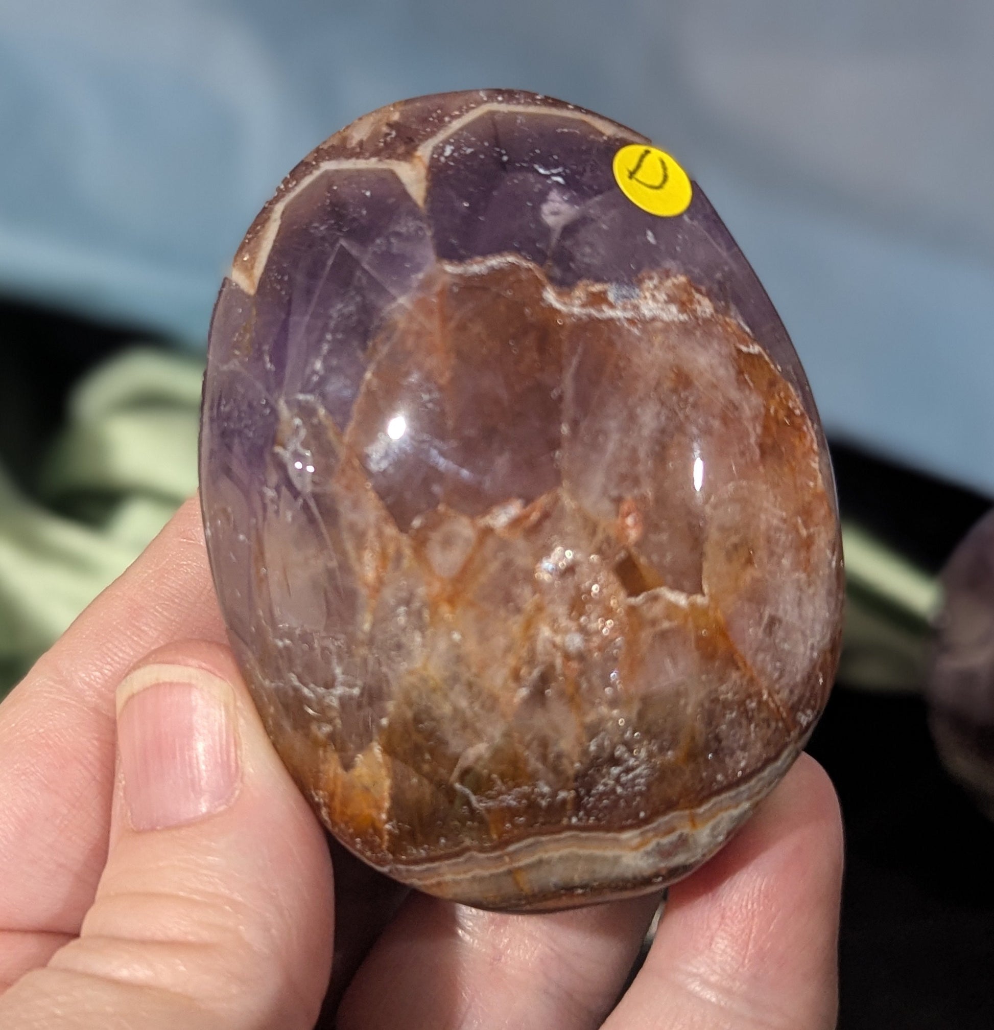 Dream Amethyst Palm Stone