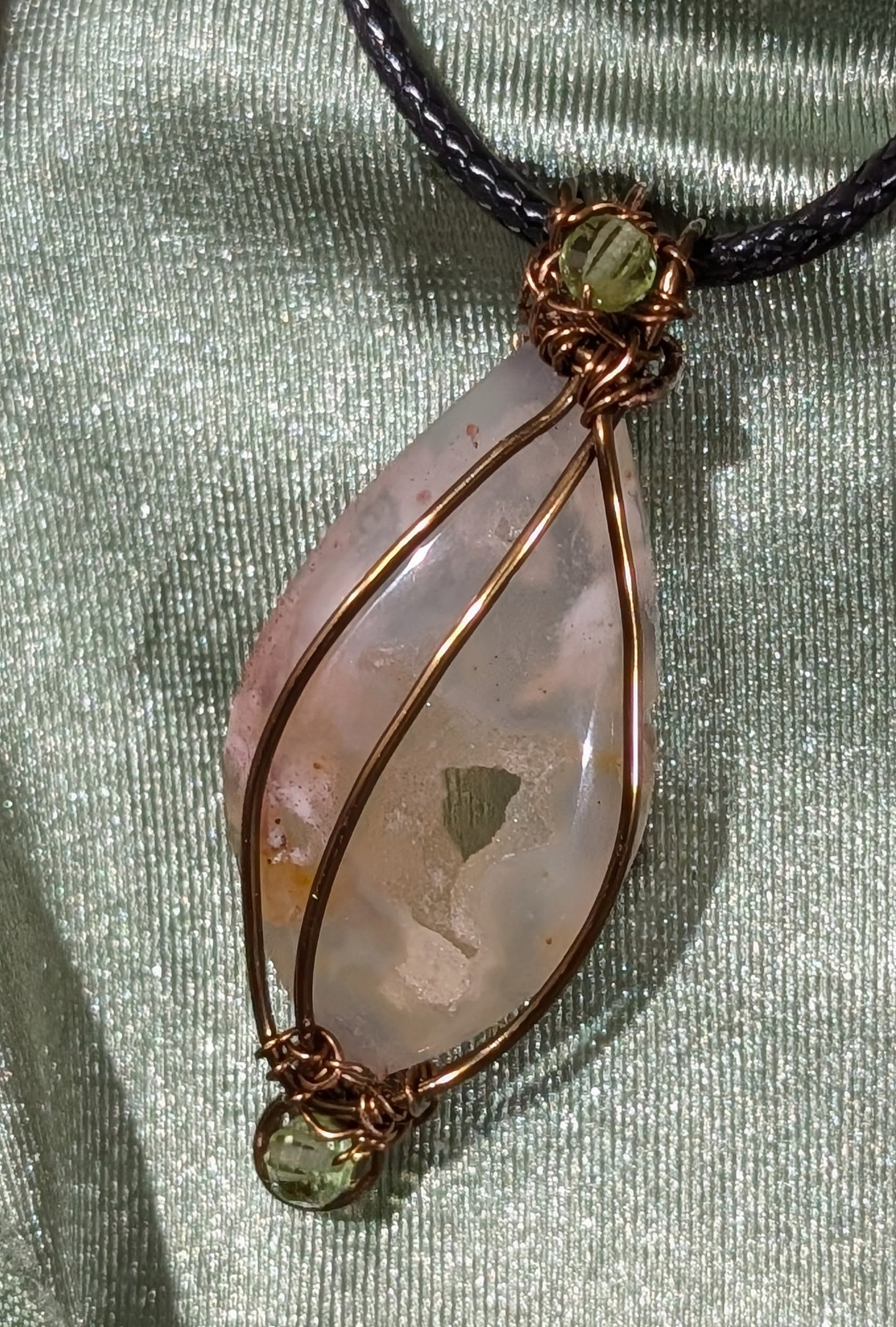 Druzy Quartz Wire Wrapped Pendant 1B