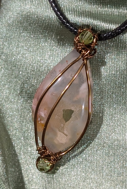 Druzy Quartz Wire Wrapped Pendant 1B