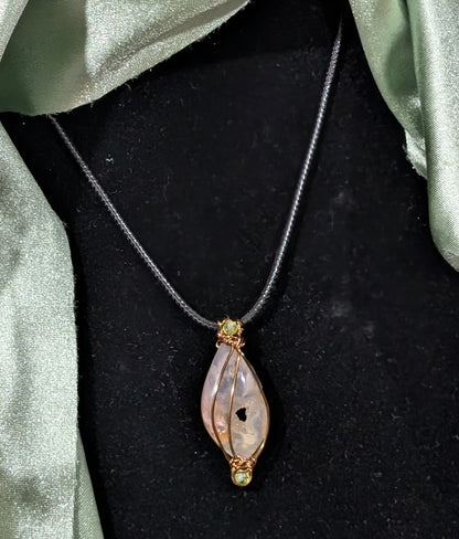 Druzy Quartz Wire Wrapped Pendant 1C