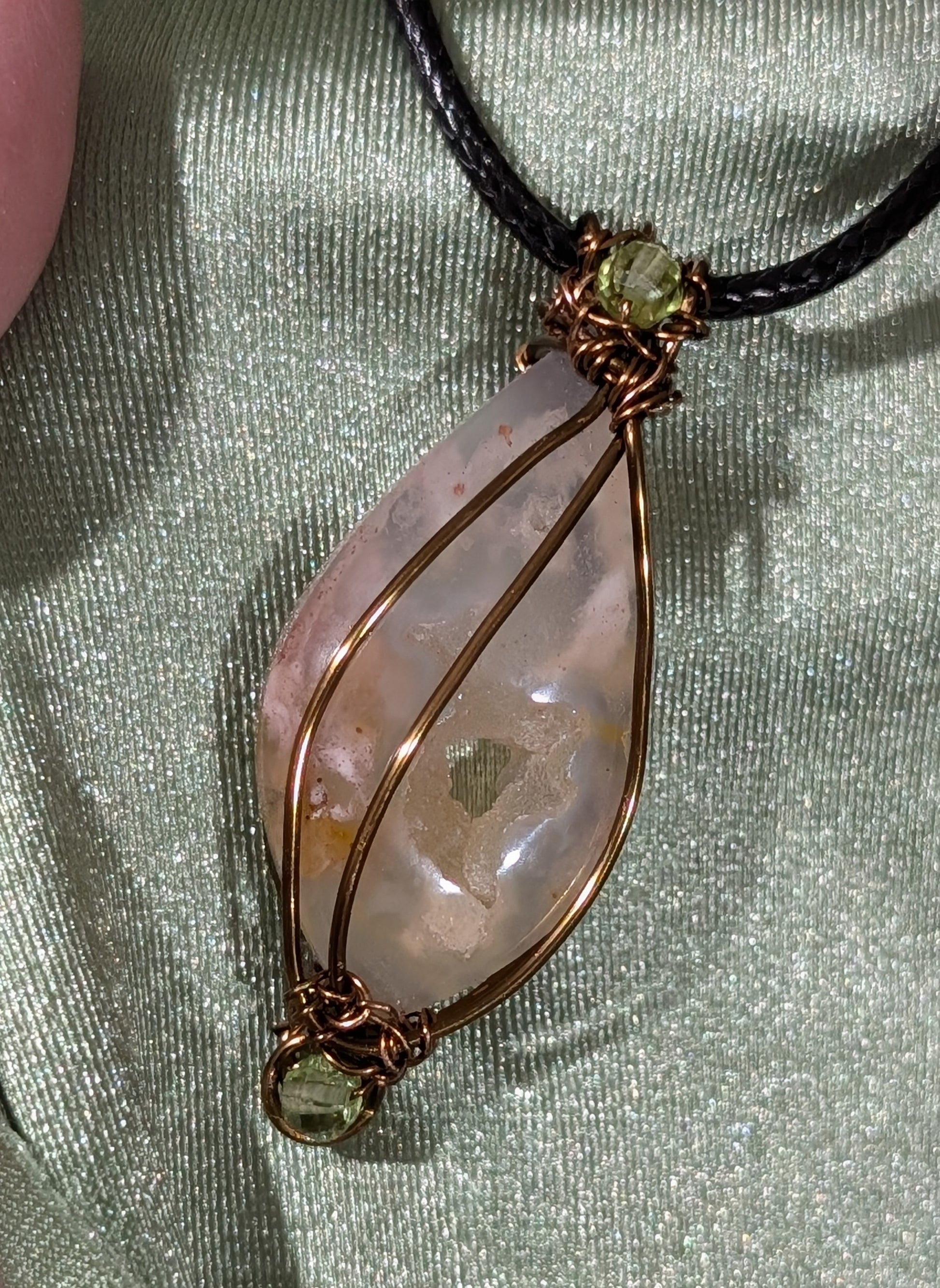Druzy Quartz Wire Wrapped Pendant 1E