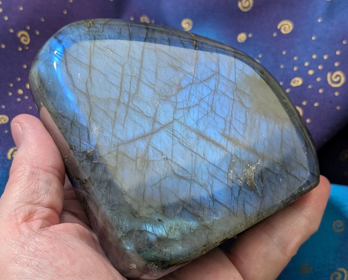 Flashy Blue Labradorite Freeform