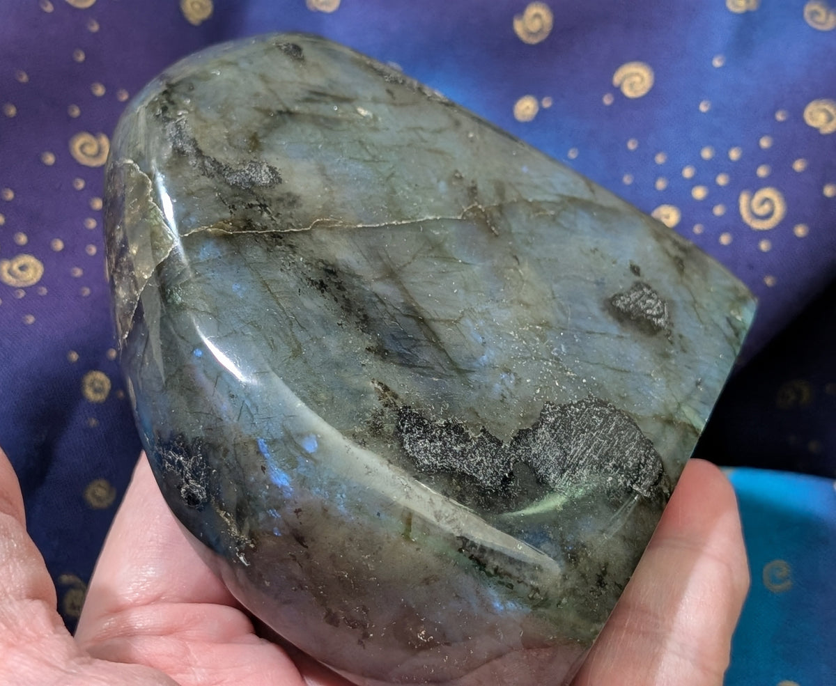 Flashy Blue Labradorite Freeform