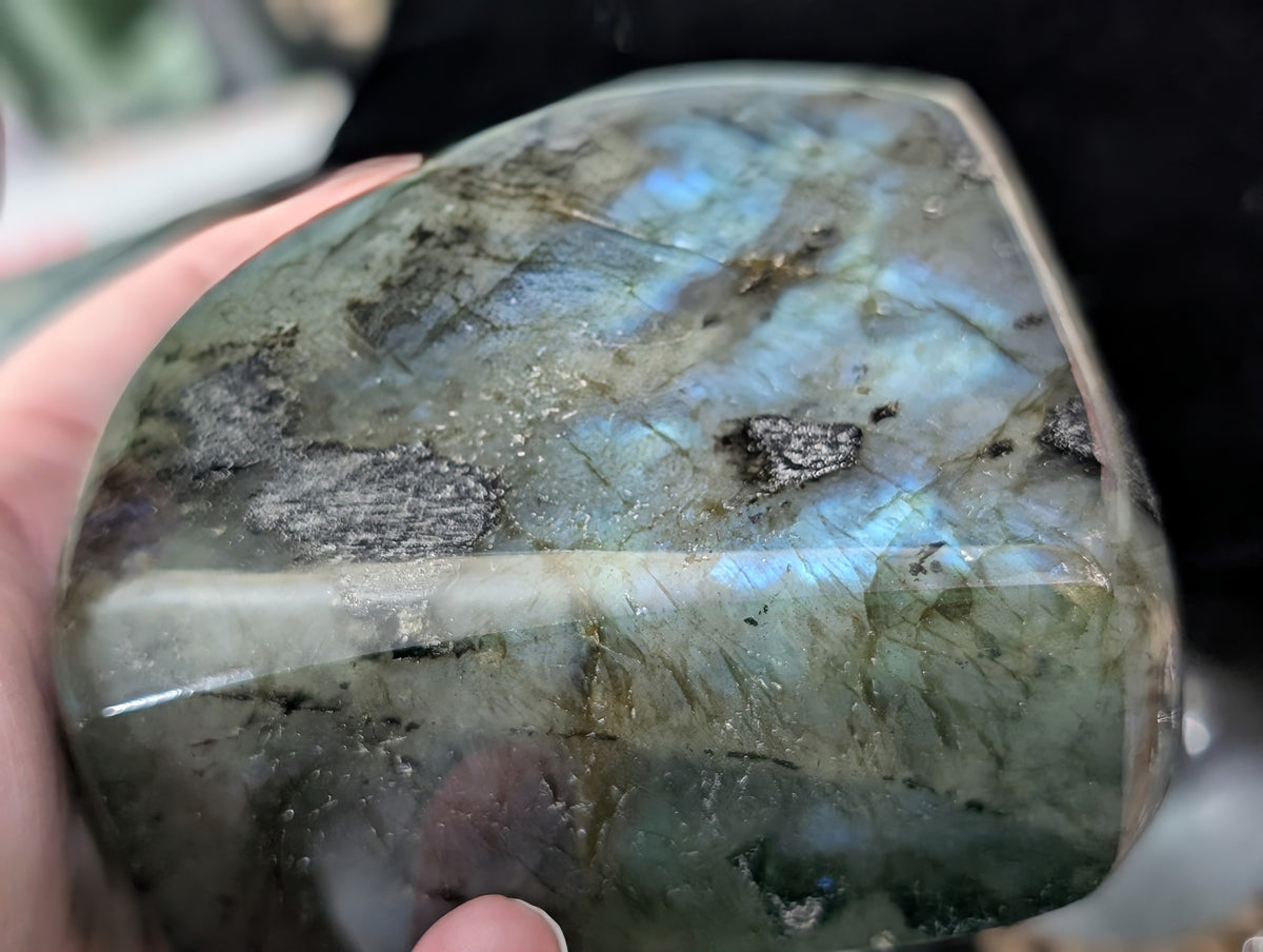Flashy Blue Labradorite Freeform