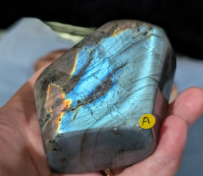 Flashy Labradorite Freeform