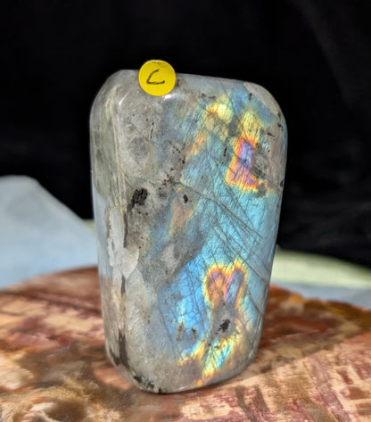Flashy Labradorite Freeform