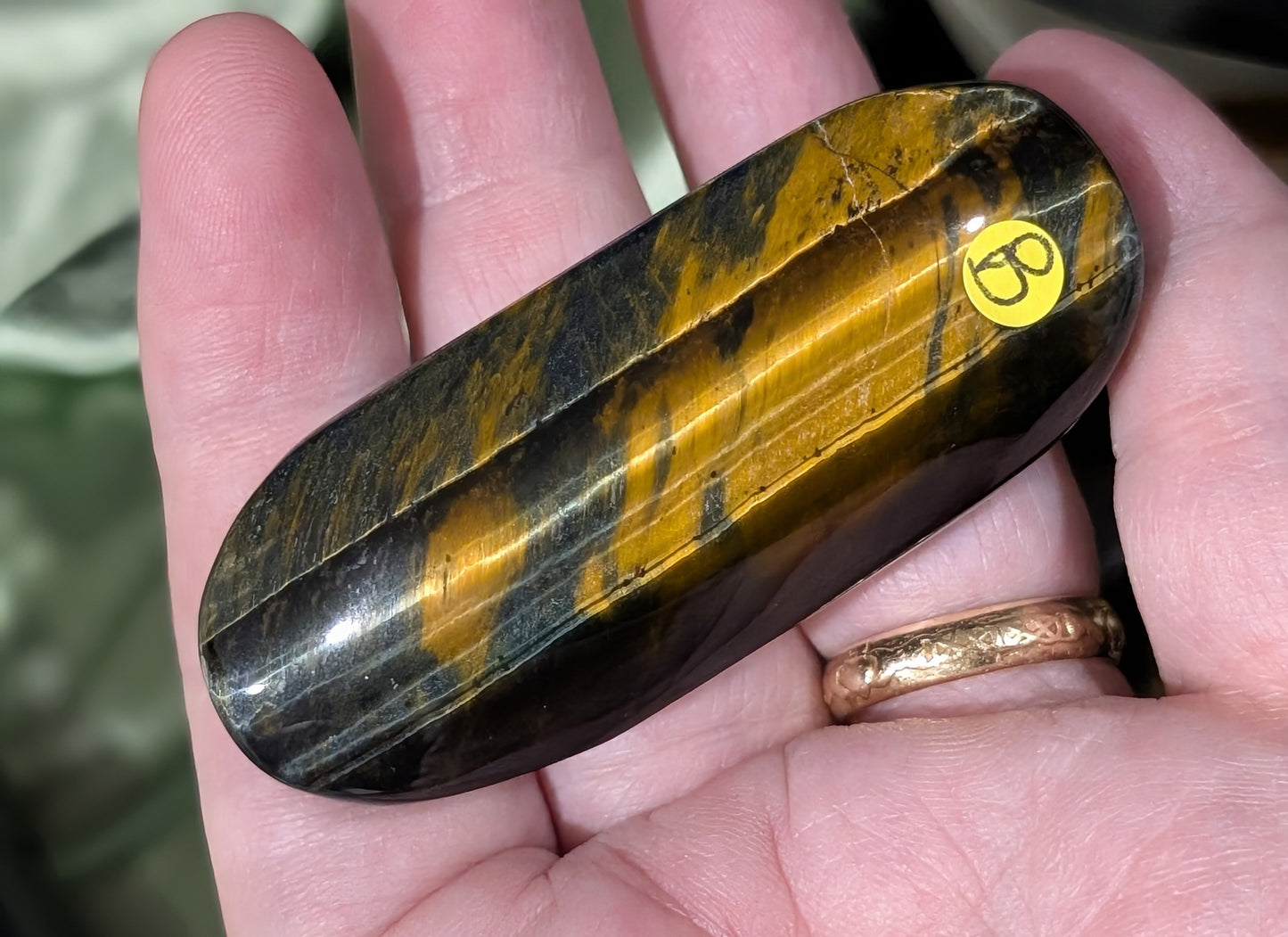 Flashy Tiger Eye Palm Stone