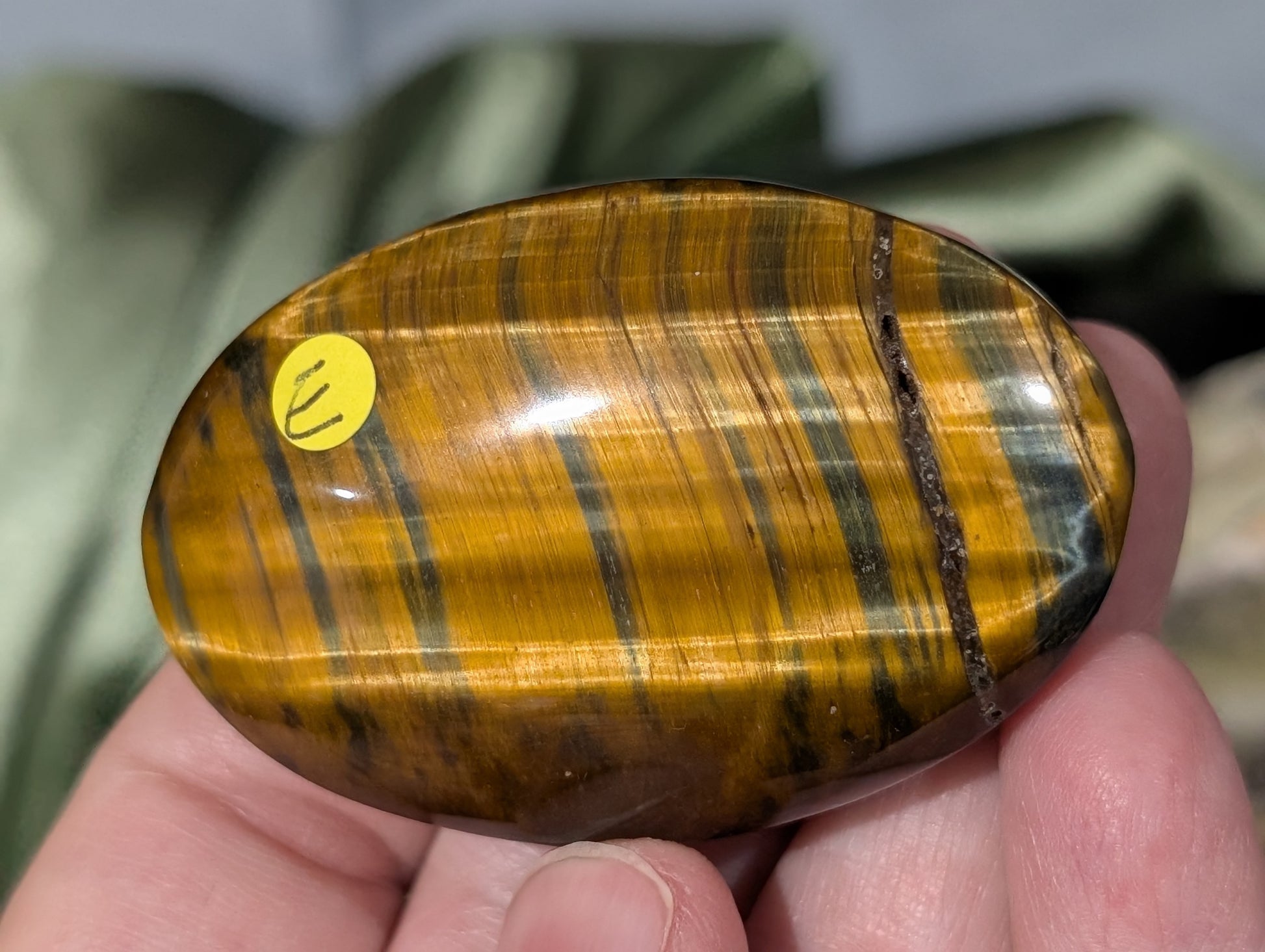 Flashy Tiger Eye Palm Stone