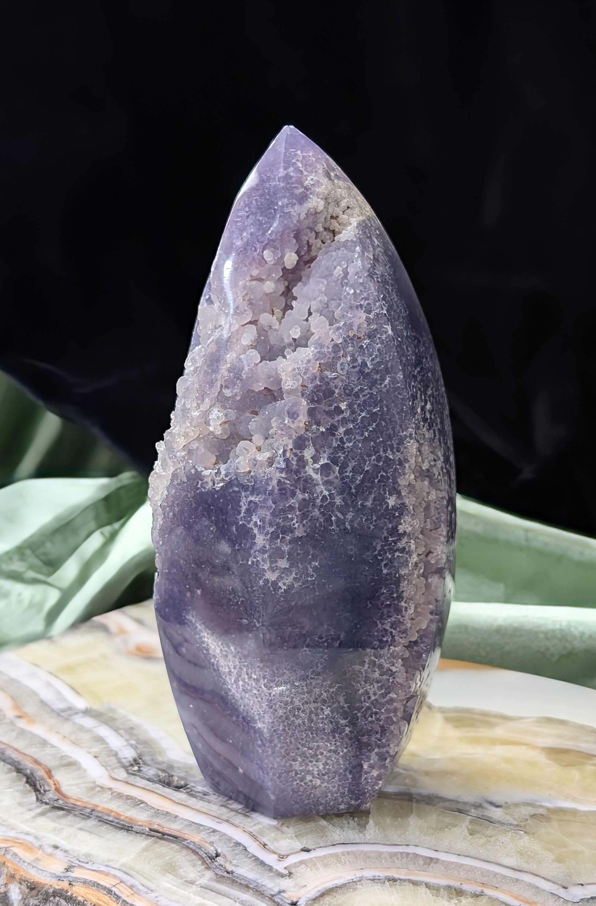 Grape Agate Spear Point Flame