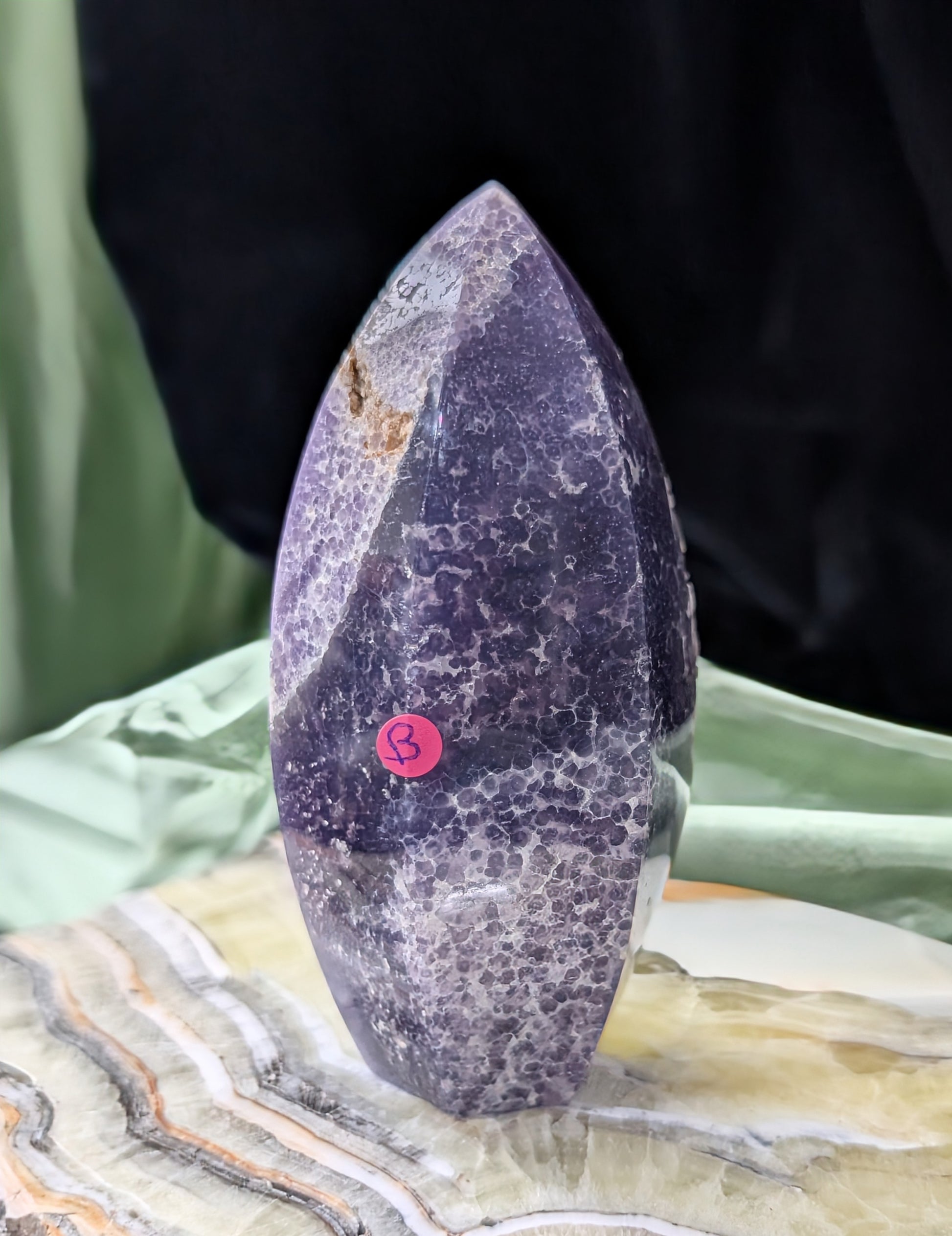Grape Agate Spear Point Flame