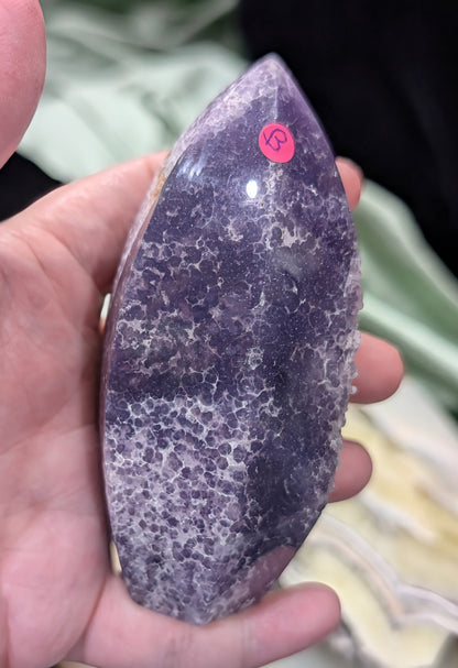 Grape Agate Spear Point Flame