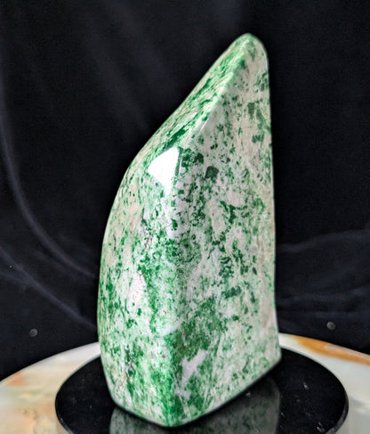 Green Apple Jadeite Freeform