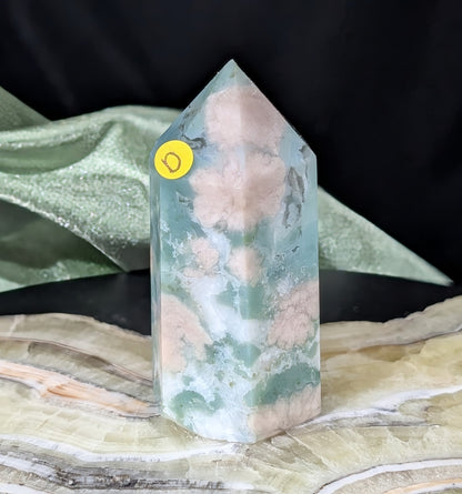 Green Flower Agate Tower