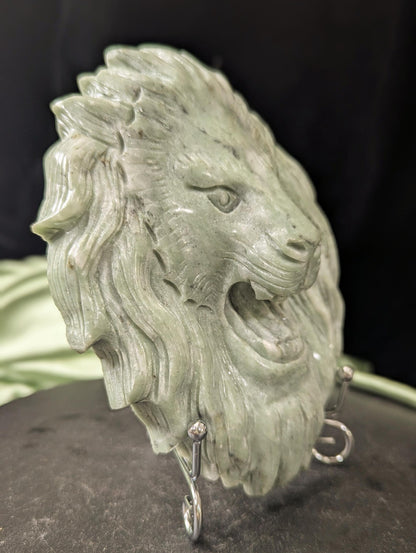 Green Jade Lion Head Carving