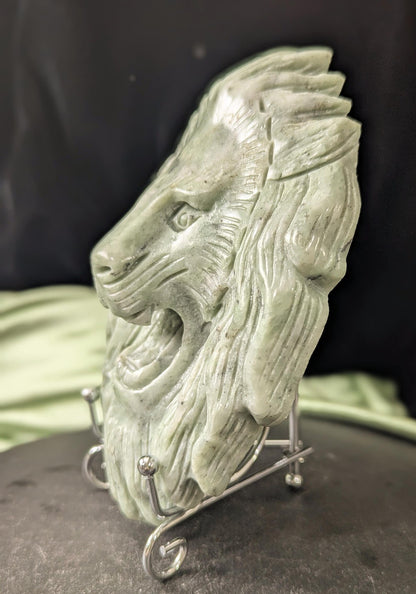 Green Jade Lion Head Carving