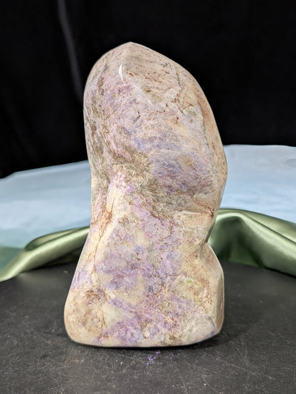Hackmanite Freeform 1B