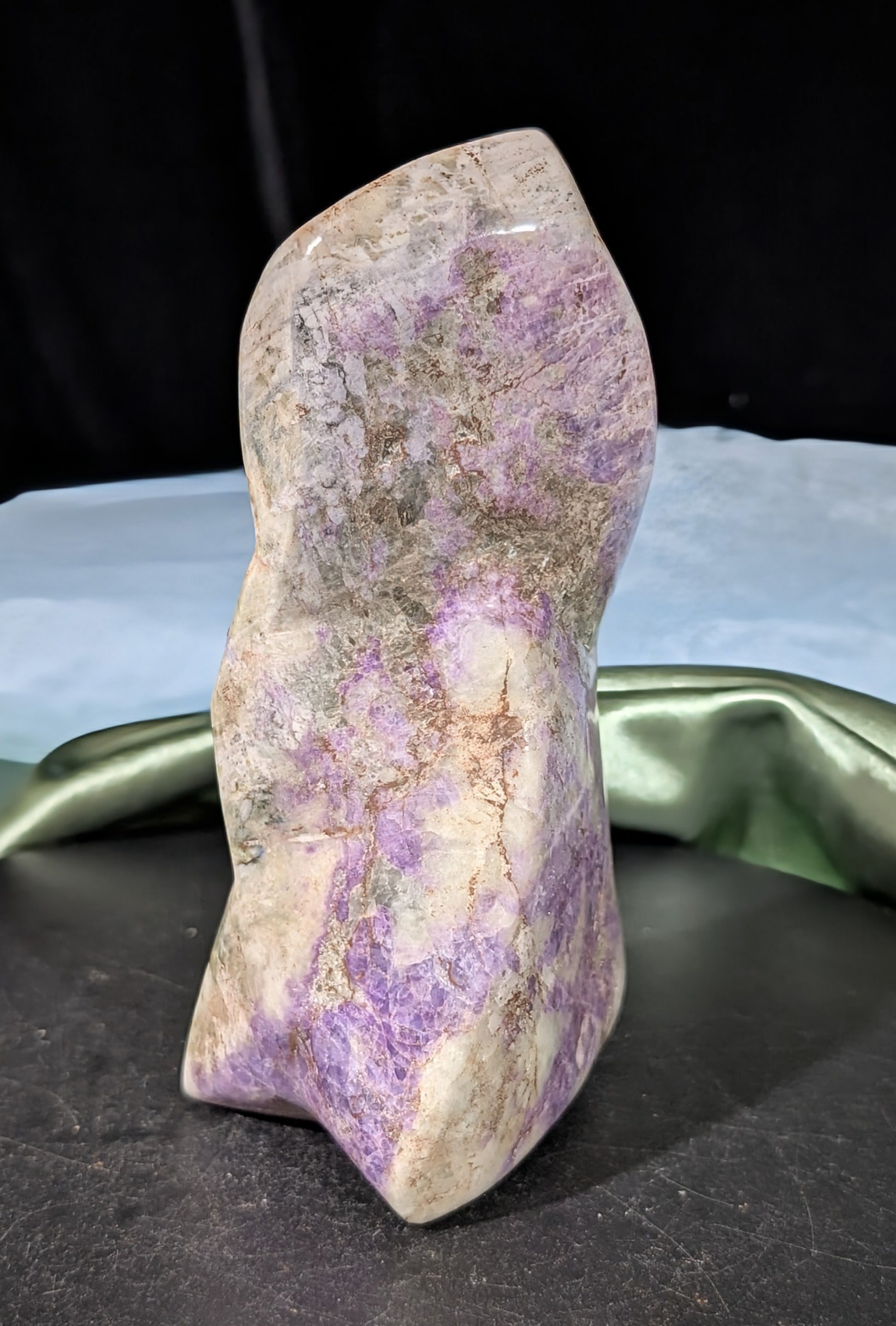 Hackmanite Freeform 1J