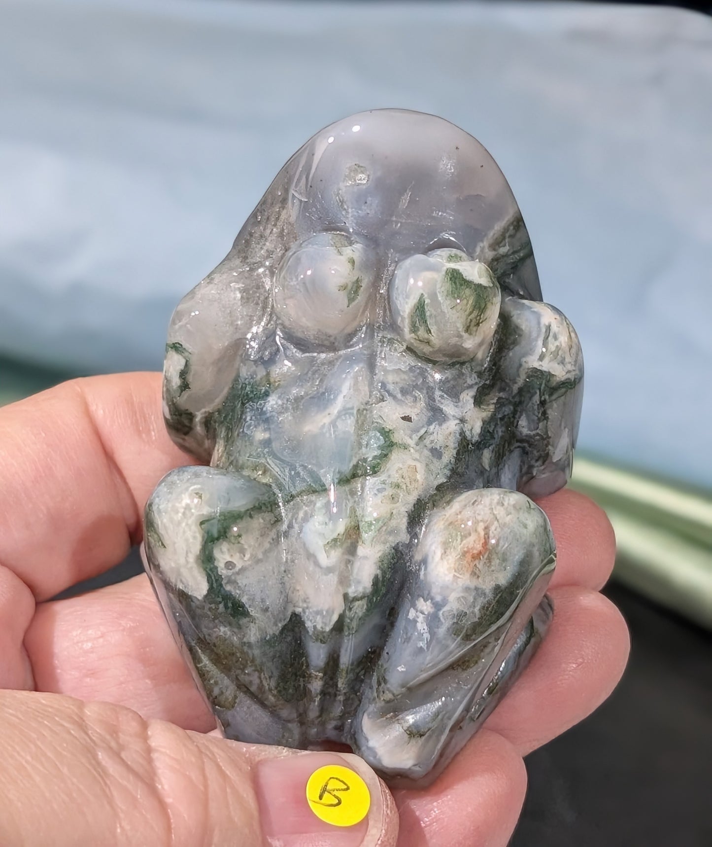 Hand Carved Moss Agate Frog Figurine 1B5